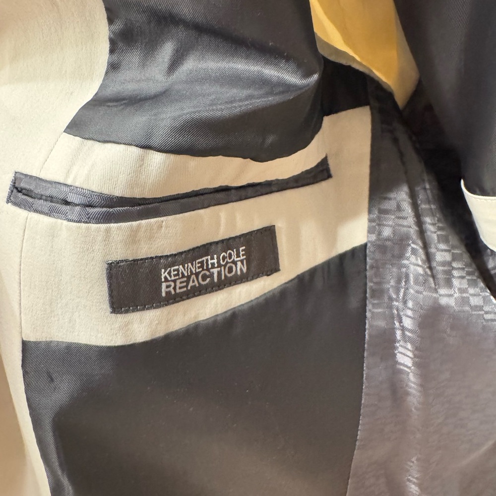 Suit - Picture 2 of 3